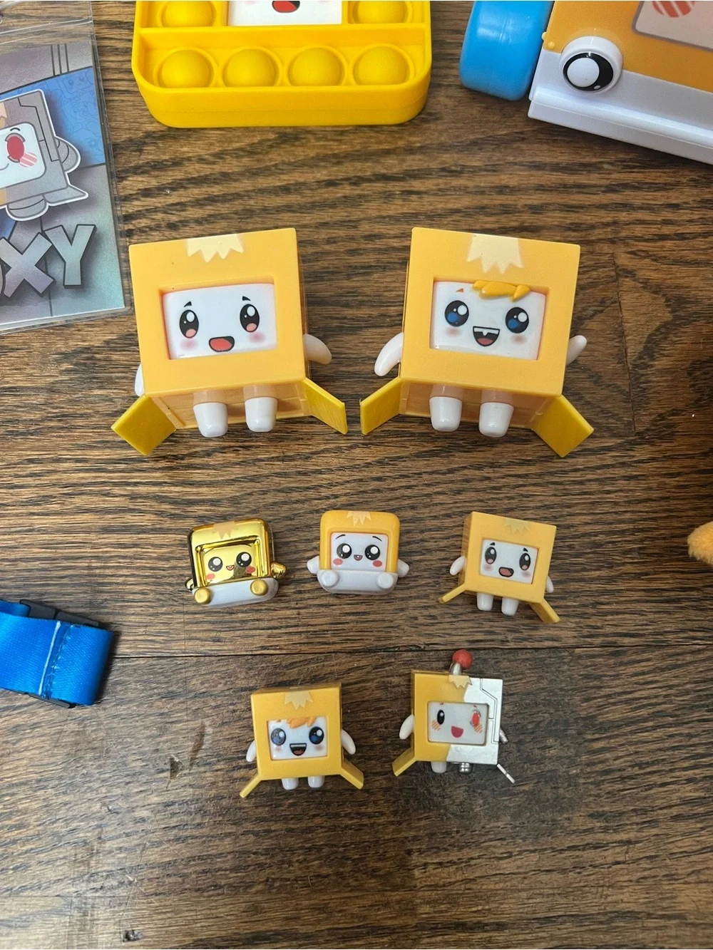 Lanky Box Boxy Character Yellow Plush & Toy Set – Kids Collectible Play Pack